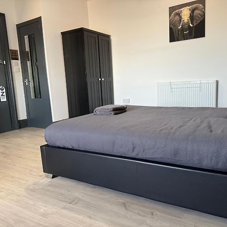 Aspen Guest House Питерхед Экстерьер фото